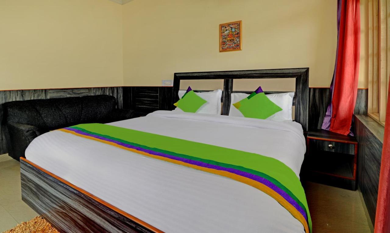 Sky Pie Hotel Дармсала Екстер'єр фото