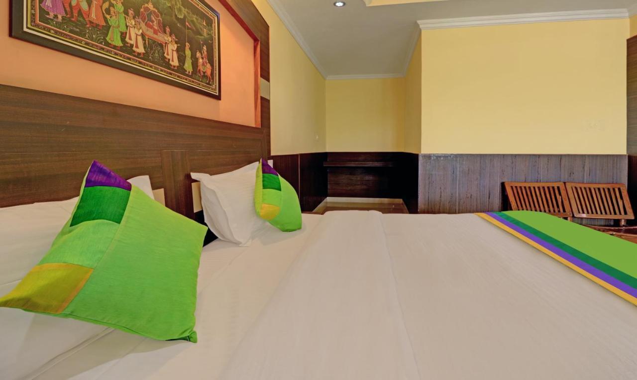 Sky Pie Hotel Дармсала Екстер'єр фото