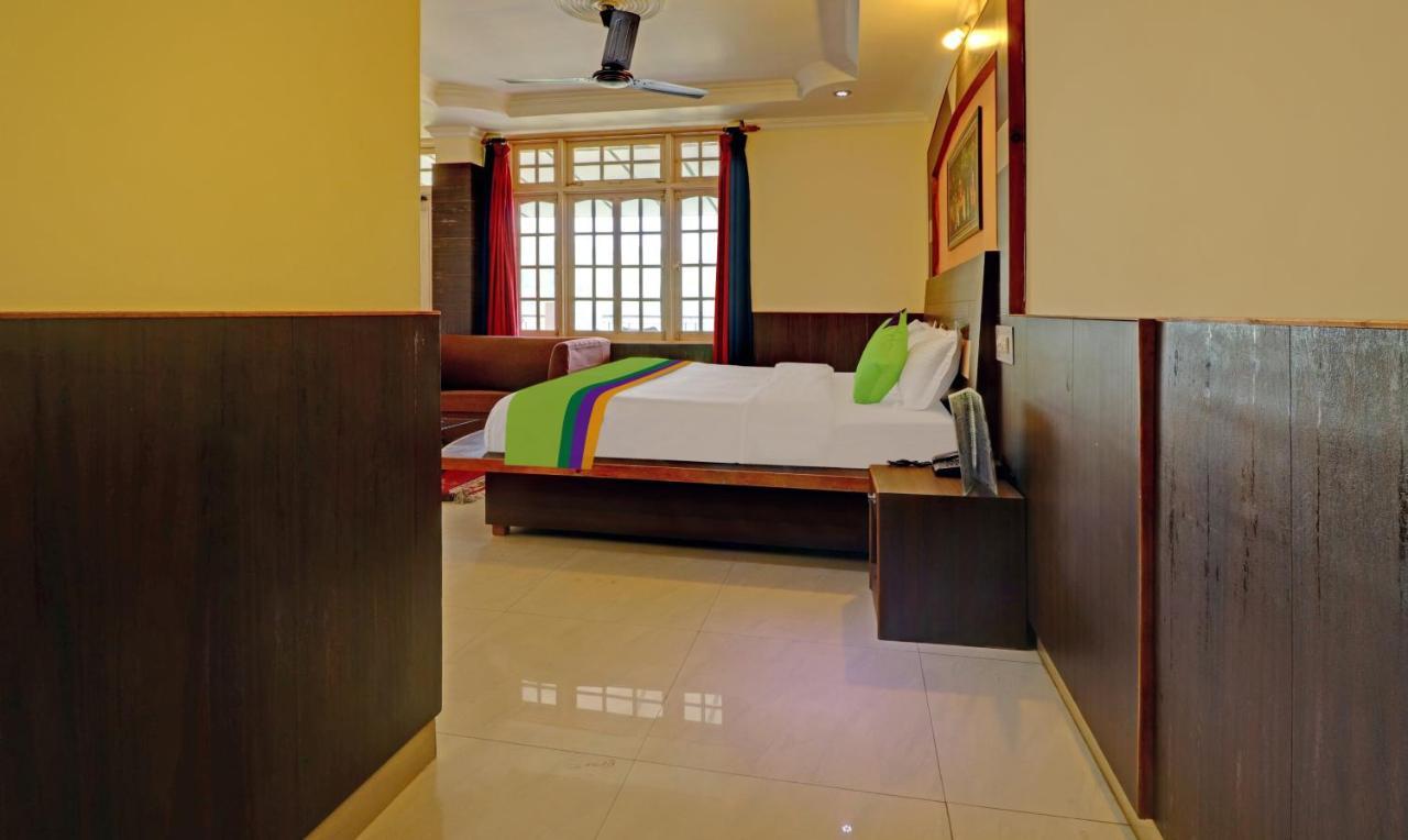 Sky Pie Hotel Дармсала Екстер'єр фото
