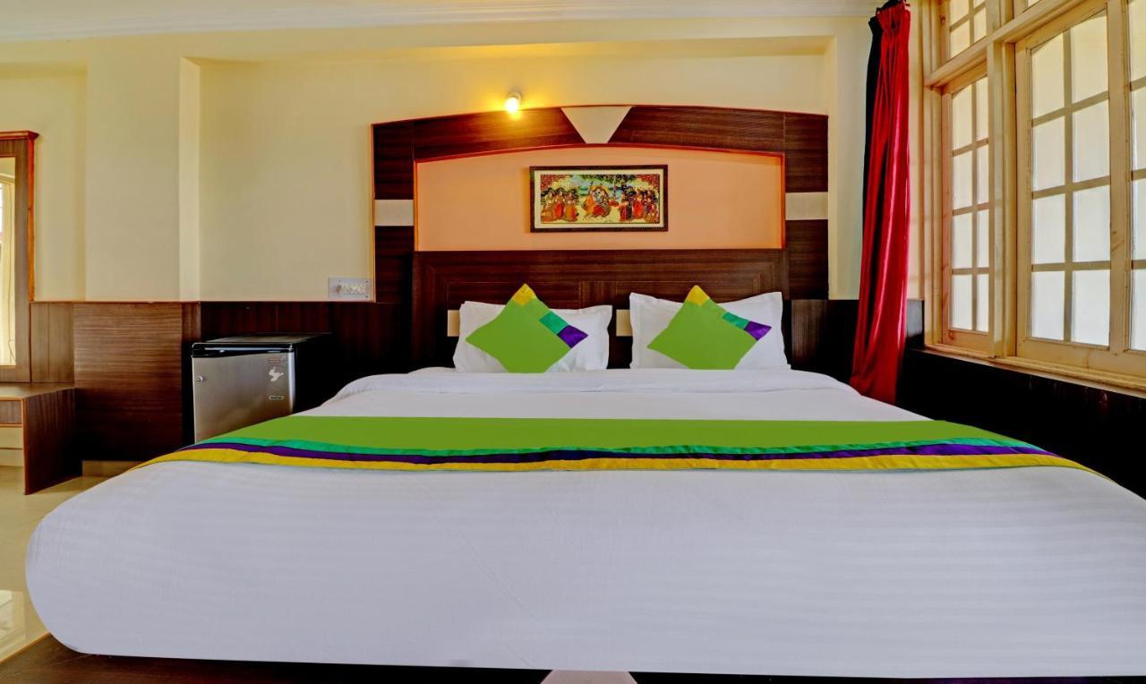 Sky Pie Hotel Дармсала Екстер'єр фото